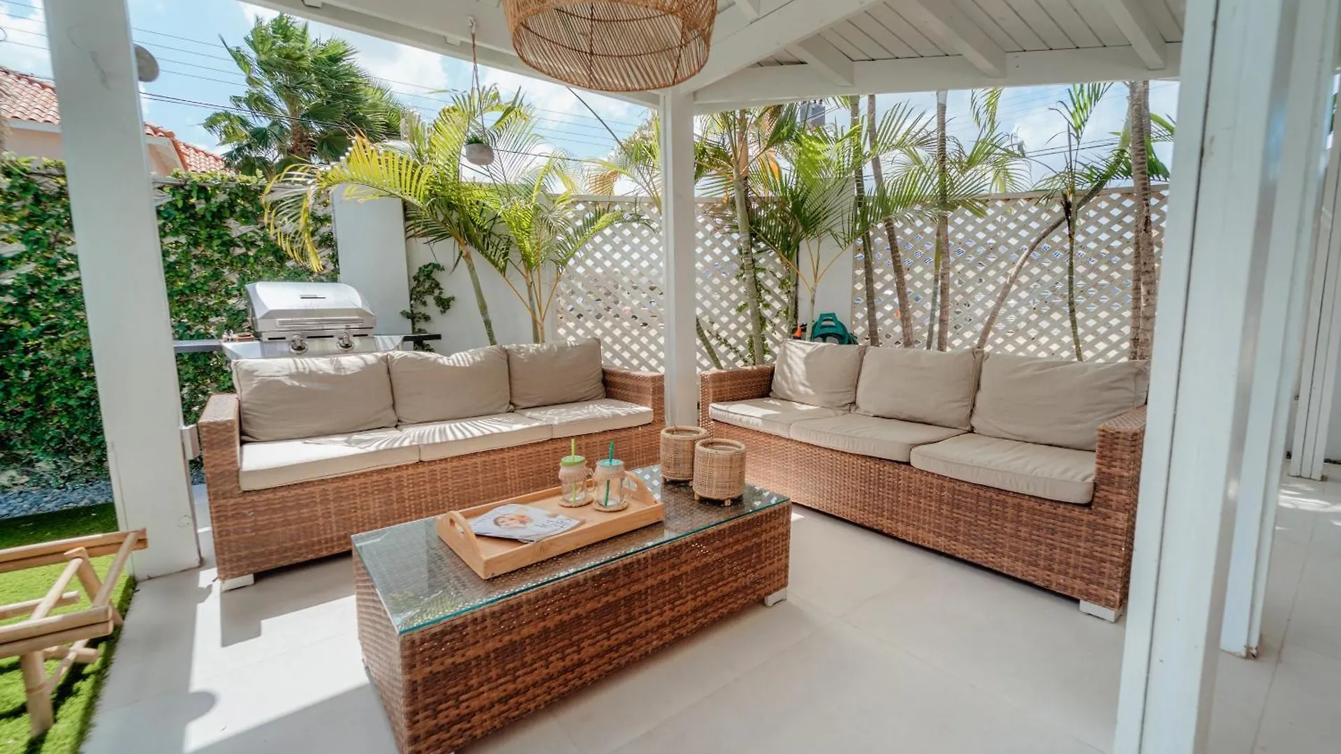 Bohemian Villa Palm Beach, Private Pool, 4Bdr